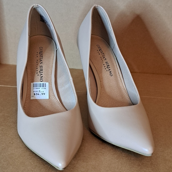 New. Christian Siriano for Payless, Nude, size 7.5 women's 👠 - Picture 3 of 9